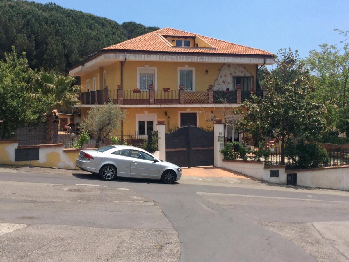 Casa Vacanza Il Tulipano Uno Vila Nicolosi Exterior foto